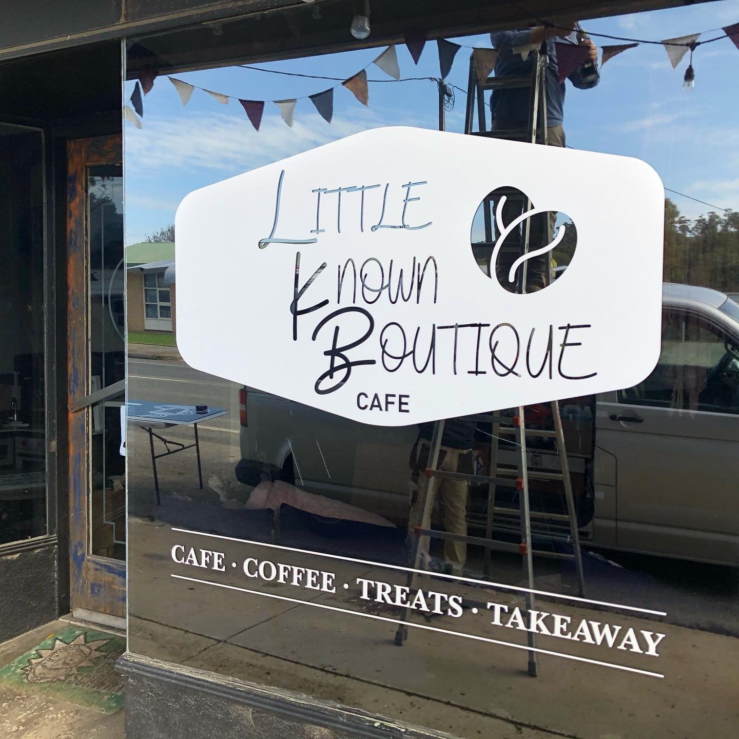 Little Known Boutique Cafe