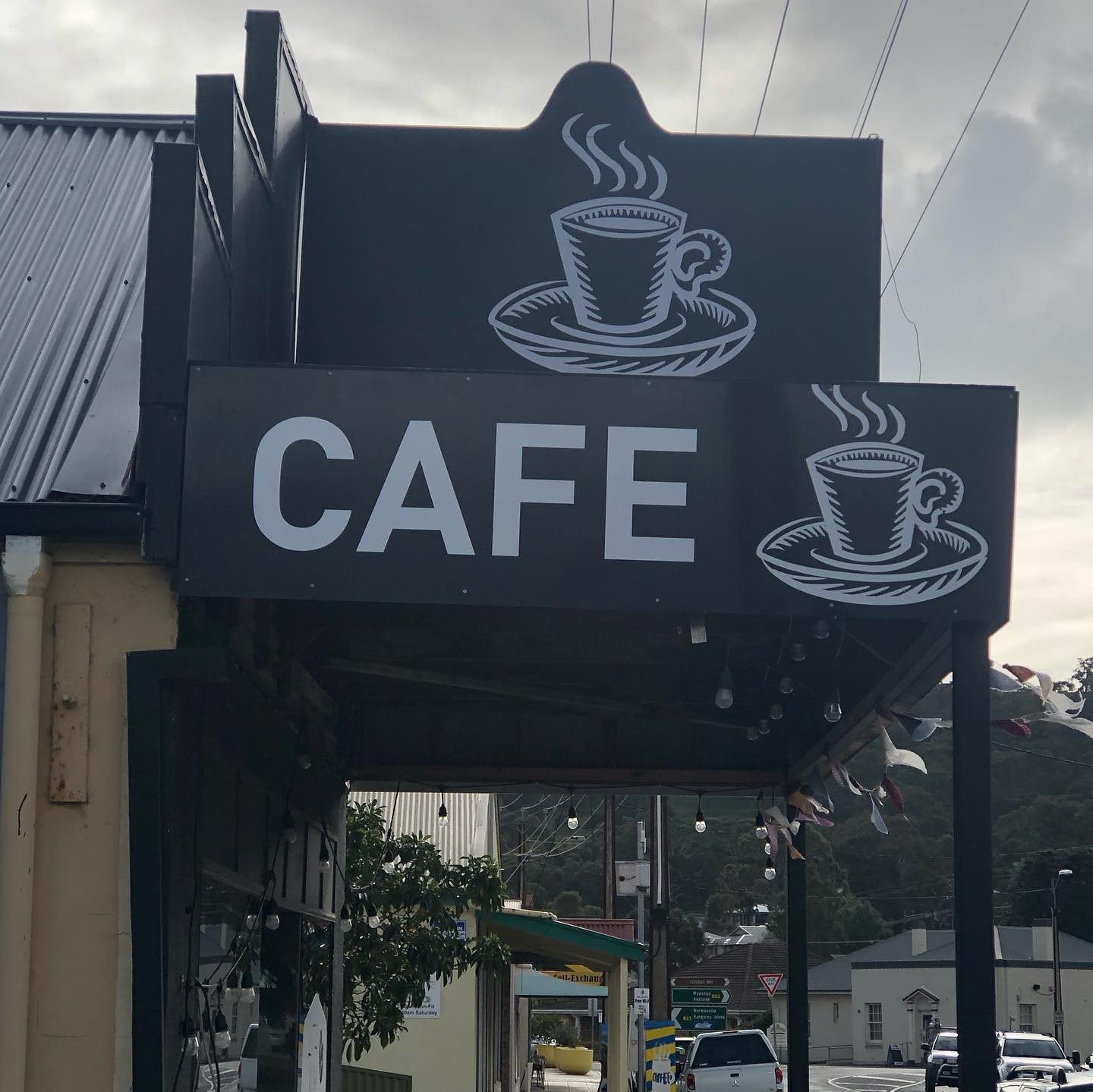 Little Known Boutique Cafe