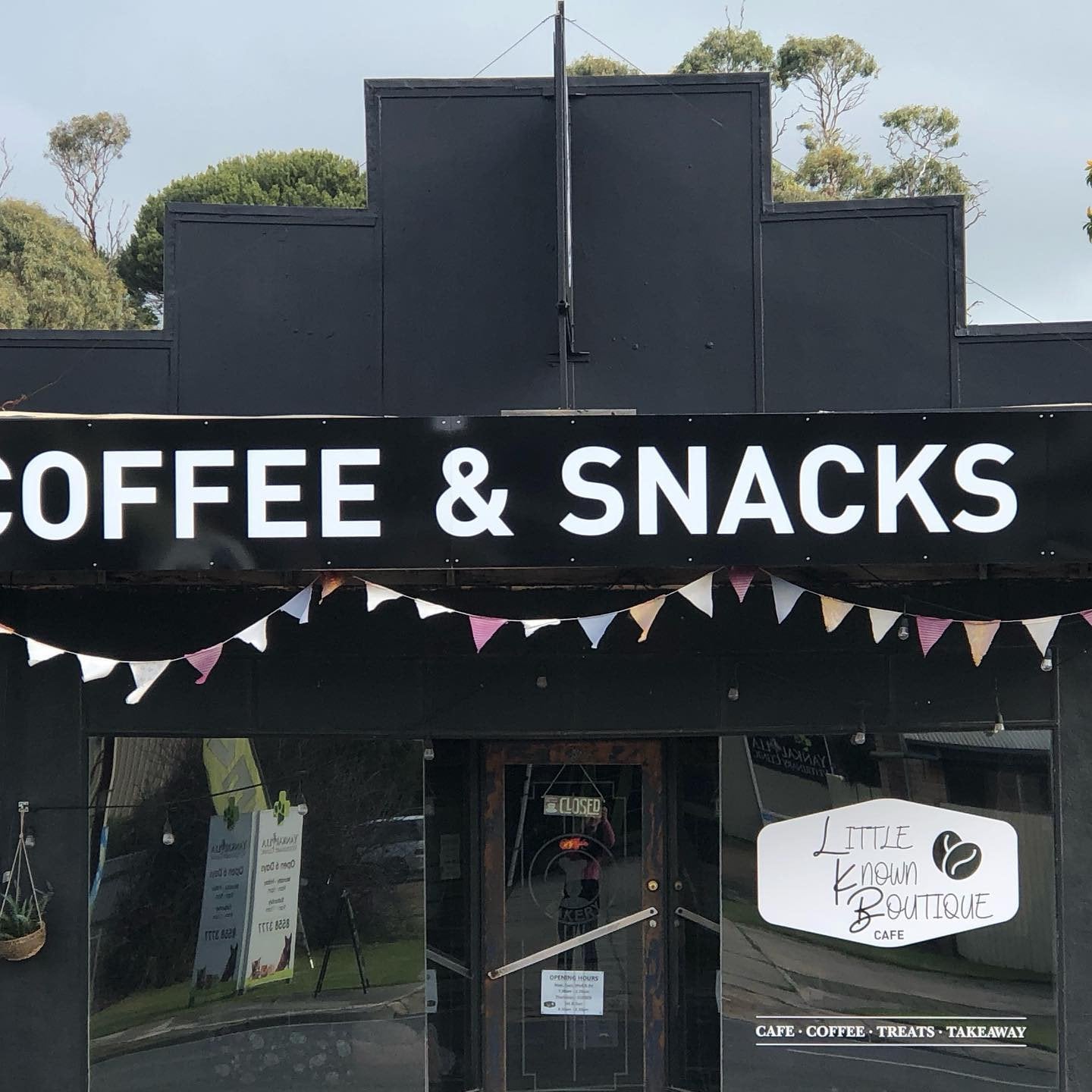 Little Known Boutique Cafe