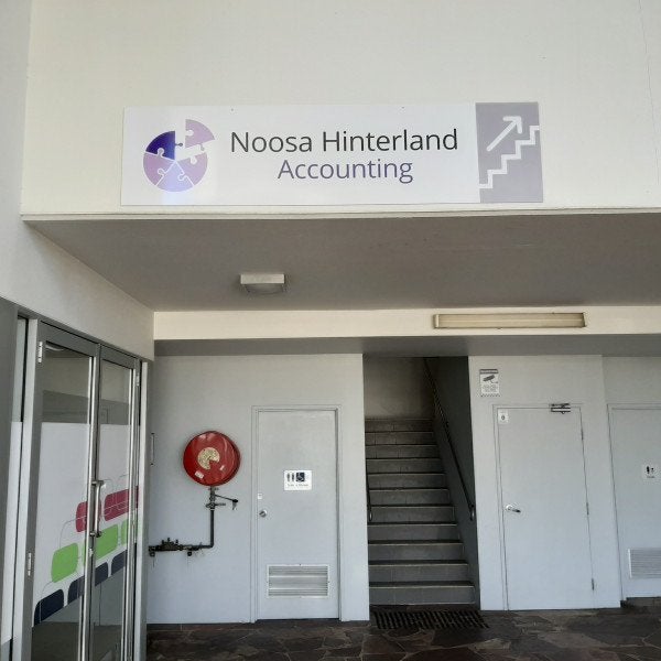 New Signage for Noosa Hinterland Accounting
