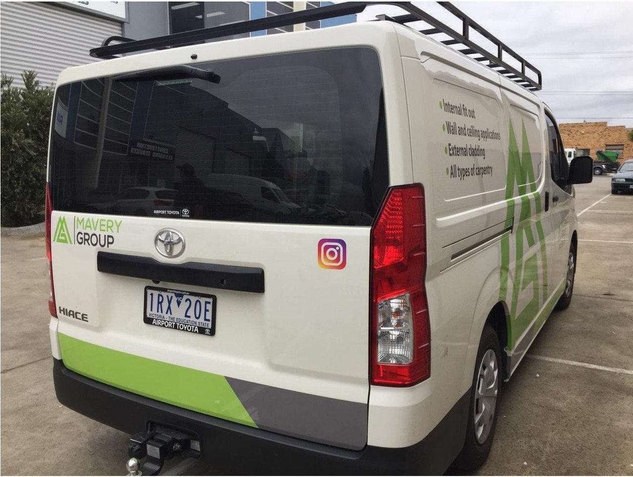 Vehicle Lettering - Mavery Group