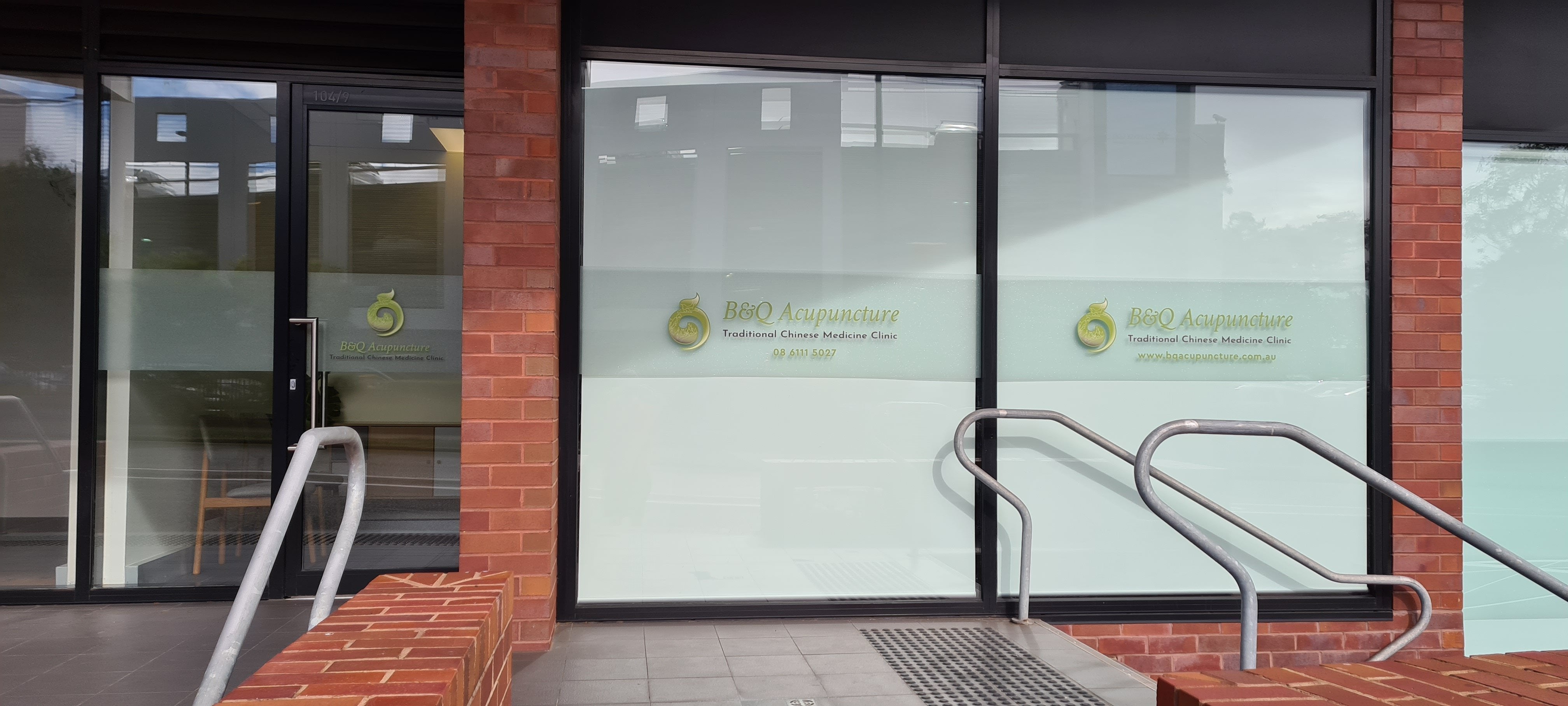 B&Q Acupuncture