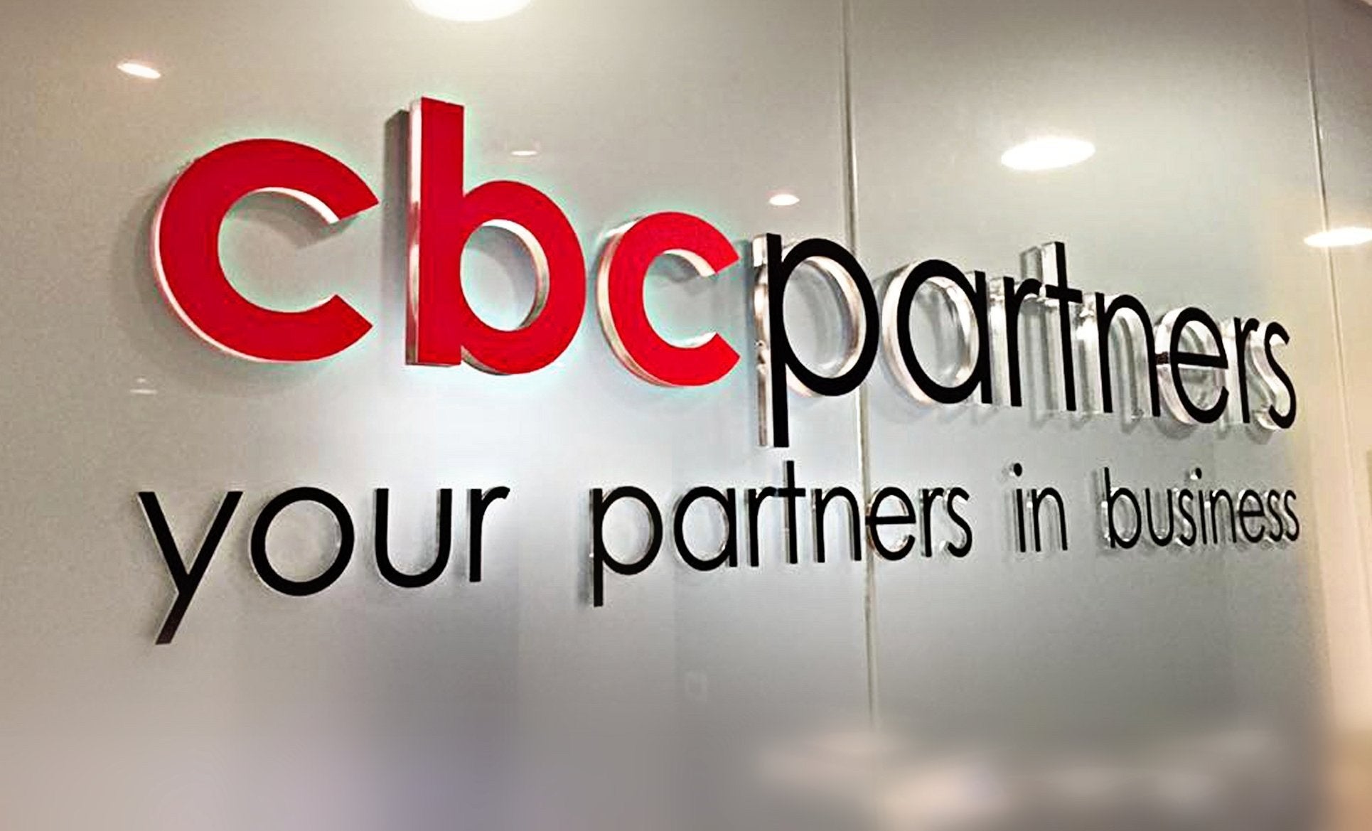 Acrylic lettering with vinyl (reception sign)