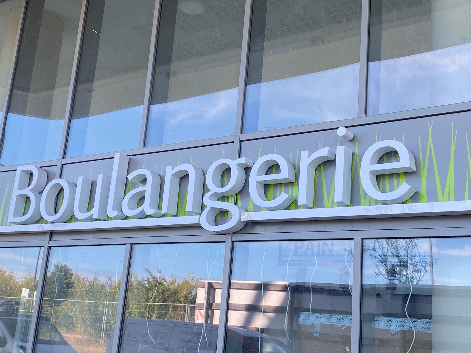 ENSEIGNE LUMINEUSE - BOULANGERIE ANGE MONTPELLIER