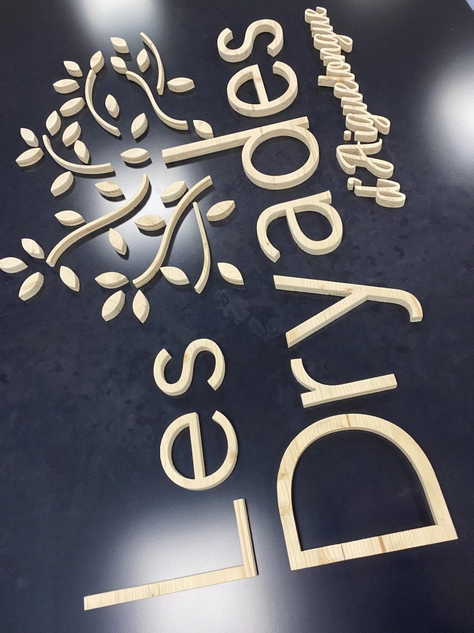 FABRICATION LOGO BOIS