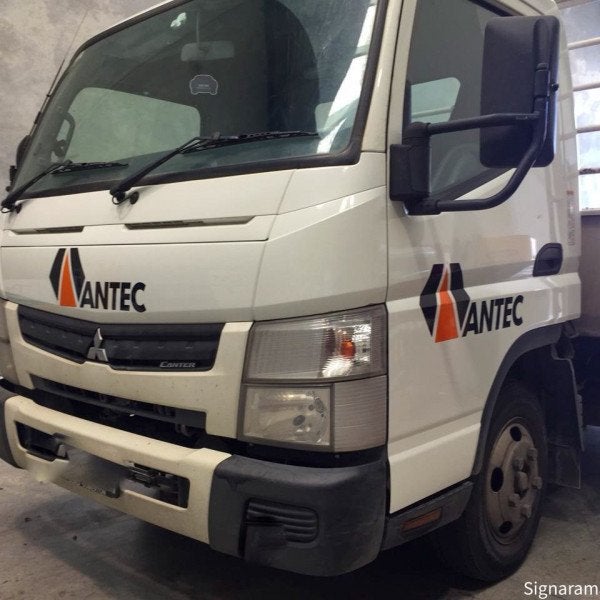 Truck Signage - ANTEC.