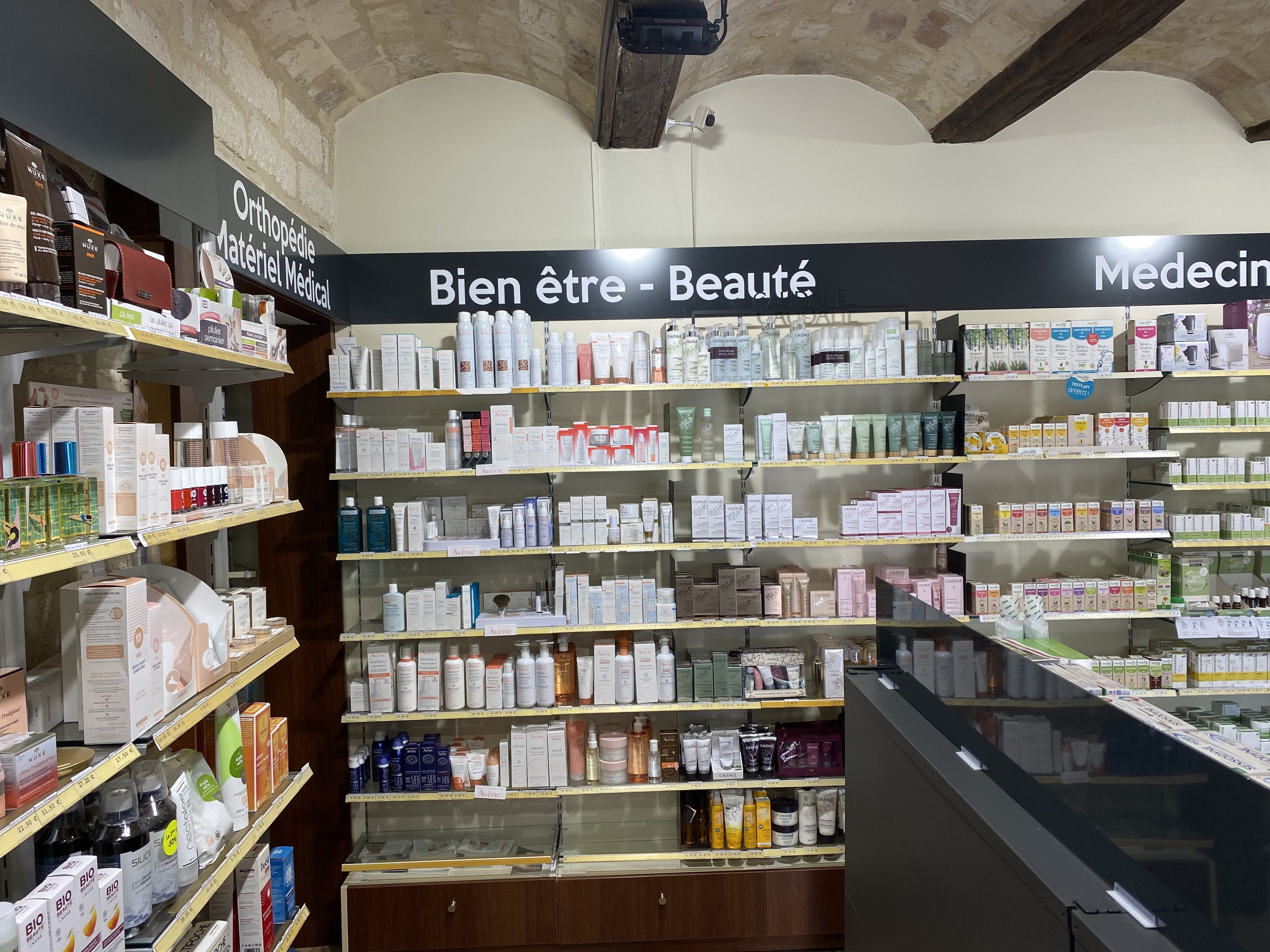 PHARMACIE DE MONTFERRIEZ