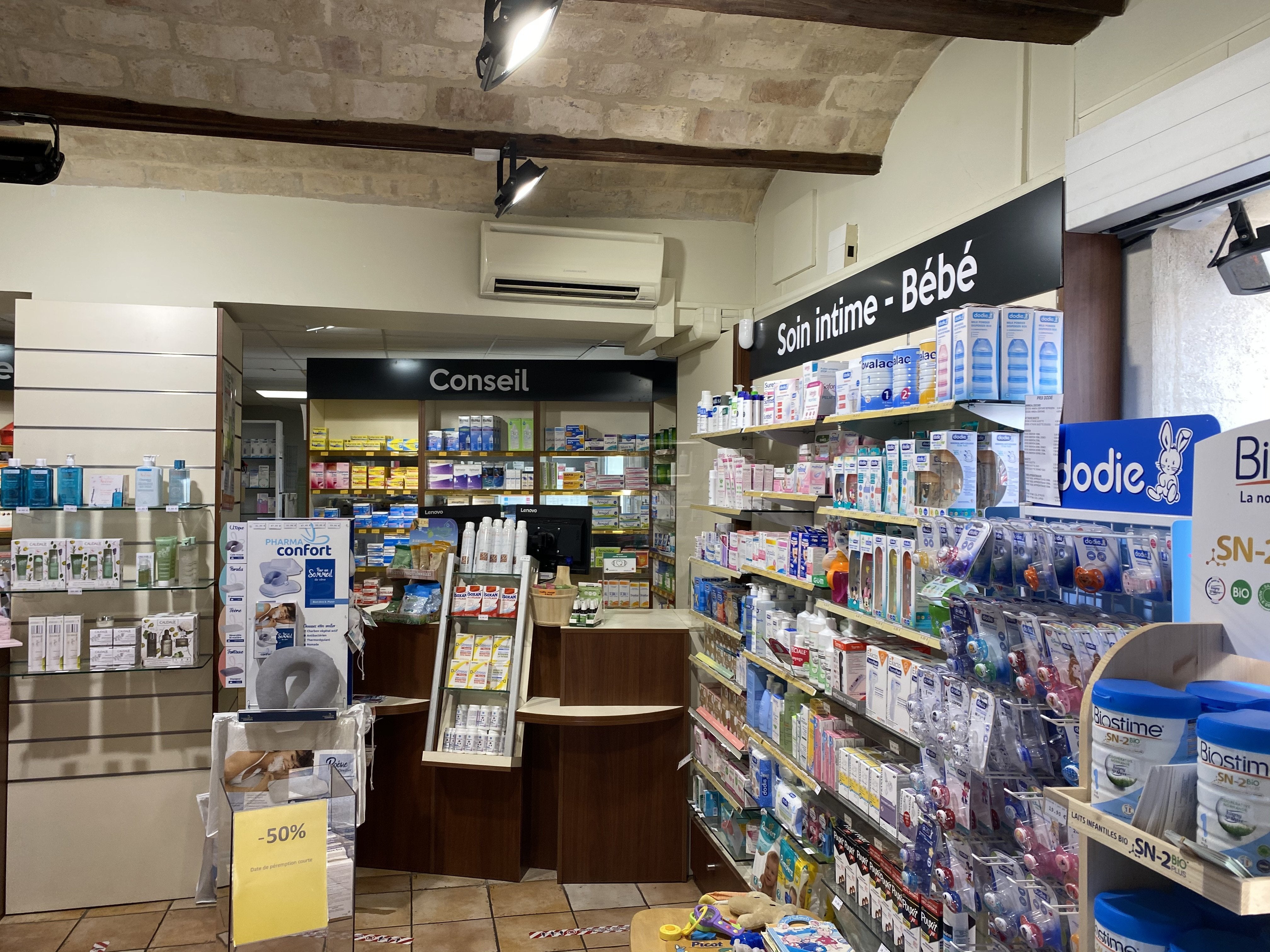 PHARMACIE DE MONTFERRIEZ