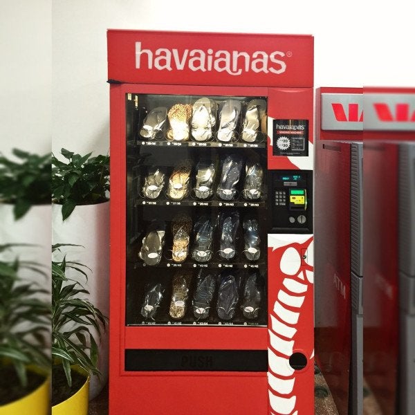 Havaianas vending machine wrap digital print - Signarama Sydney CBD South