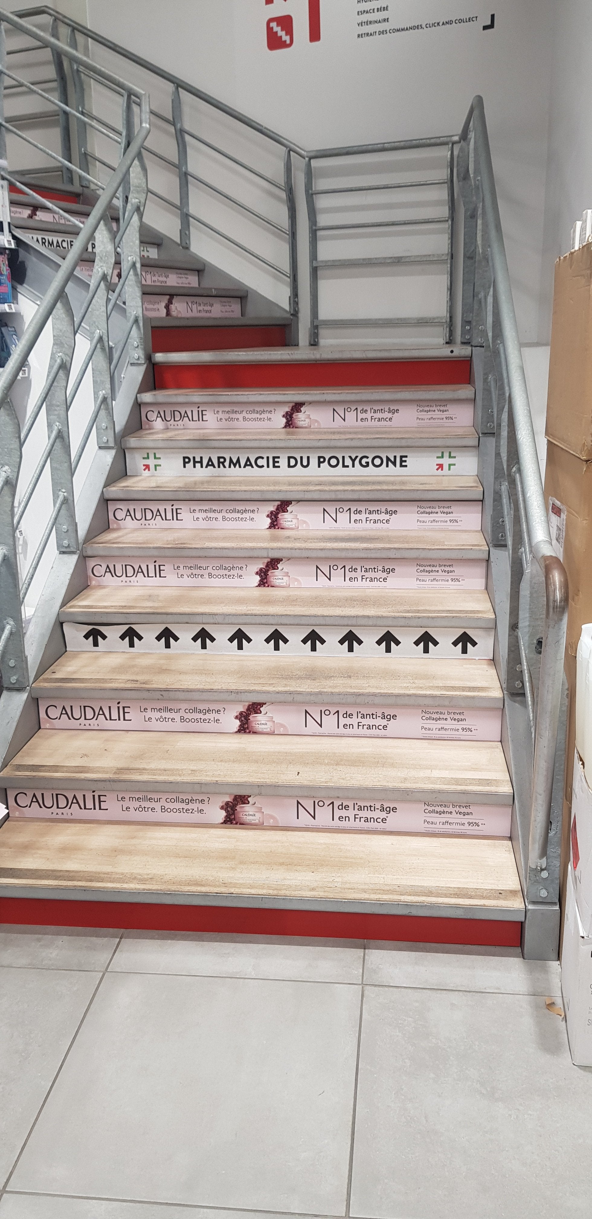 CAMPAGNE CAUDALIE - SIGNALETIQUE PHARMACIE DU POLYGONE