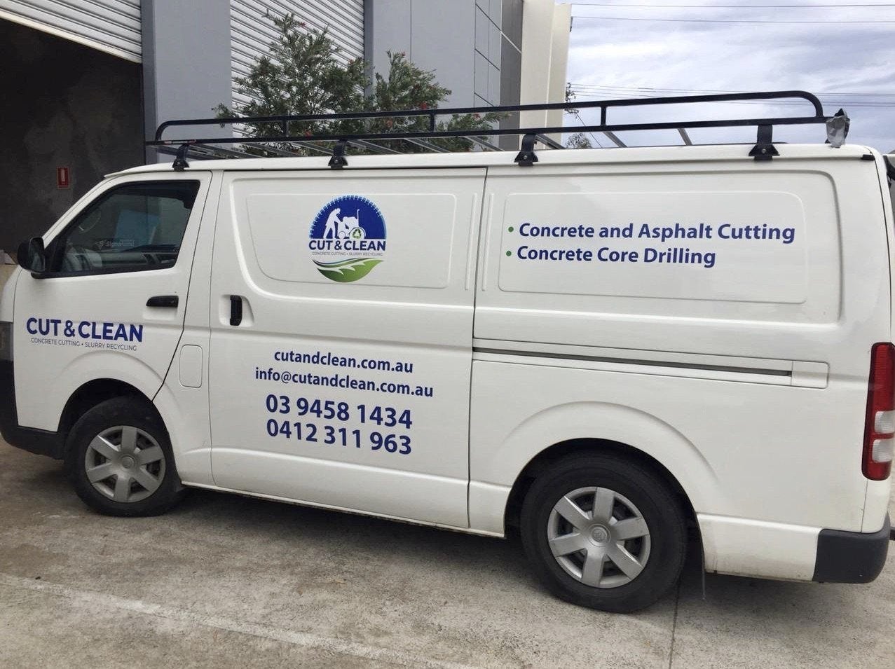 Van Lettering - Cut & Clean - Heidelberg West.