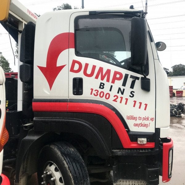 Dump It Bins Vehicle vinyl lettering - Signarama Sydney CBD South