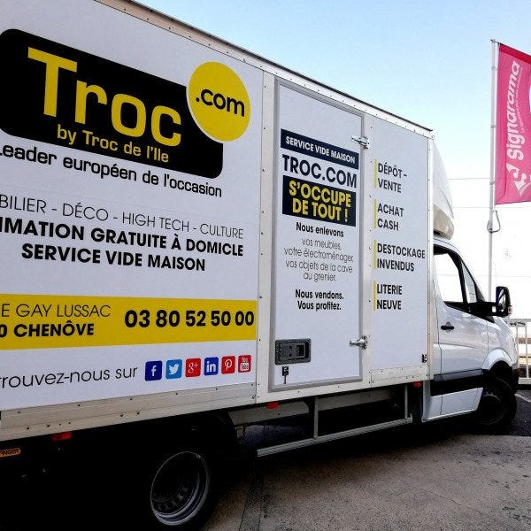 marquage vehicule dijon entreprise troc.com par signarama