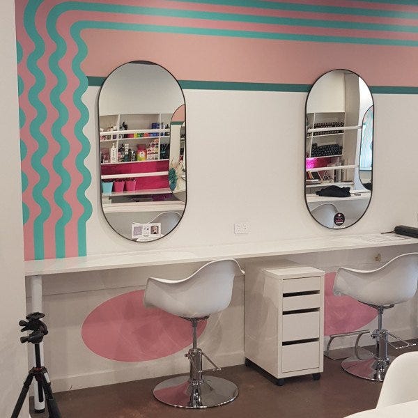 In Awe Salon
