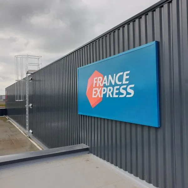 panneau-france-express-signaletique-batiment-bordeaux
