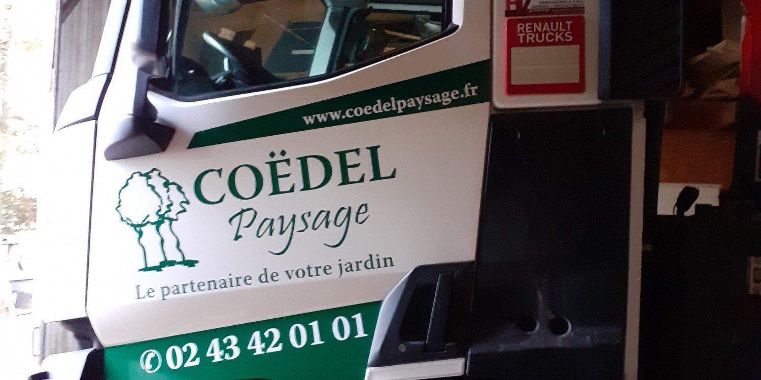 Logo sur véhicule