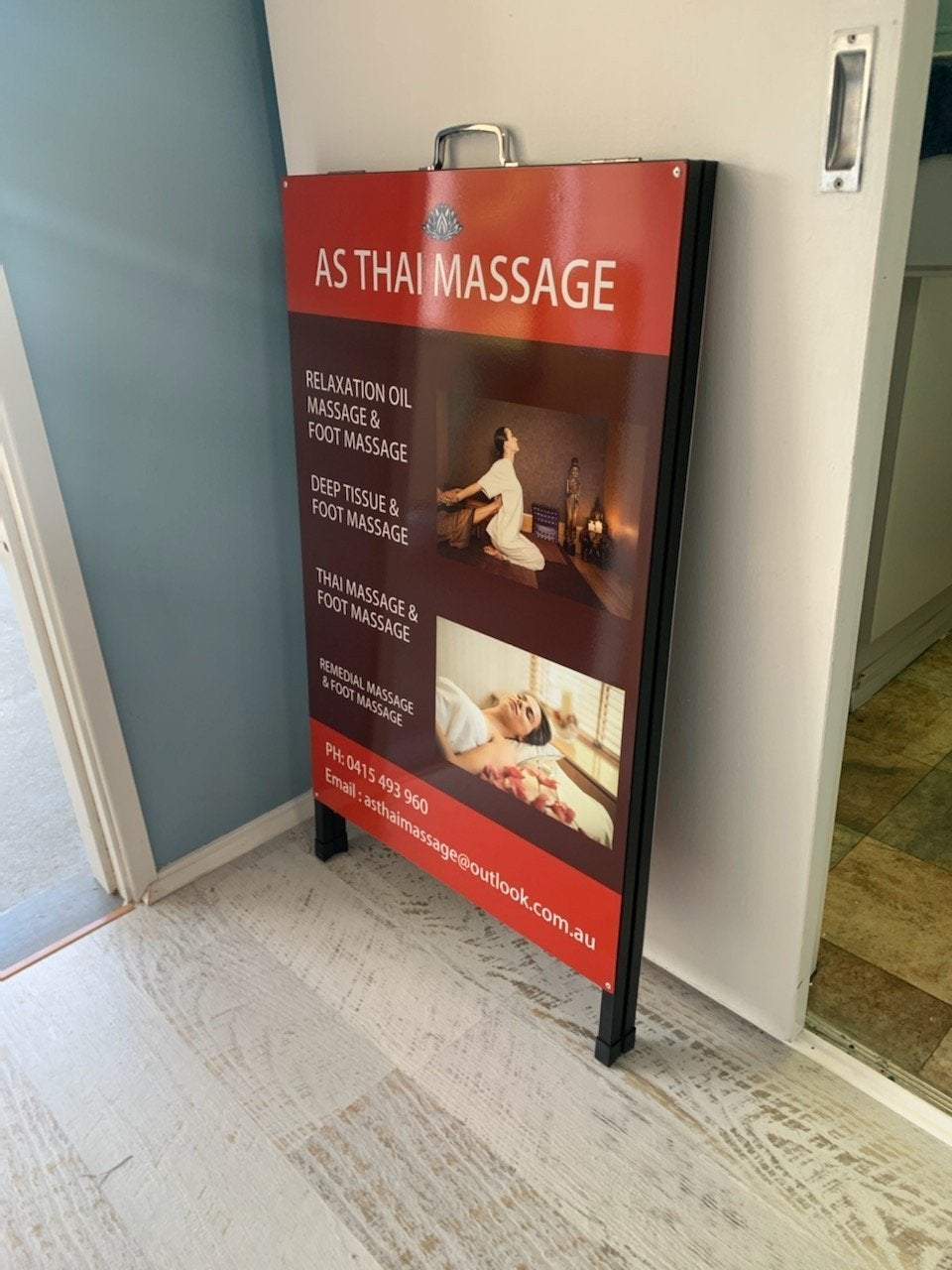 New shop fit out - Signarama Penrith