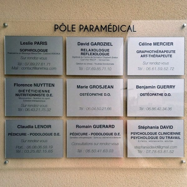 signaletique-exterieure-plaques-professionnelles-gravure-installation-pose-aube-signarama-troyes