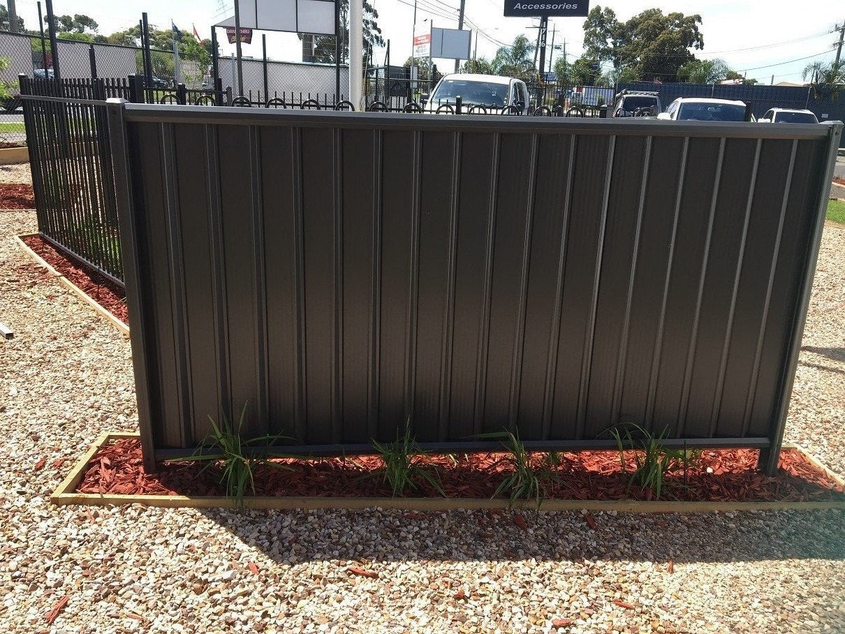 Lysaght Colorbond Steel Fencing Online Fence Supplies