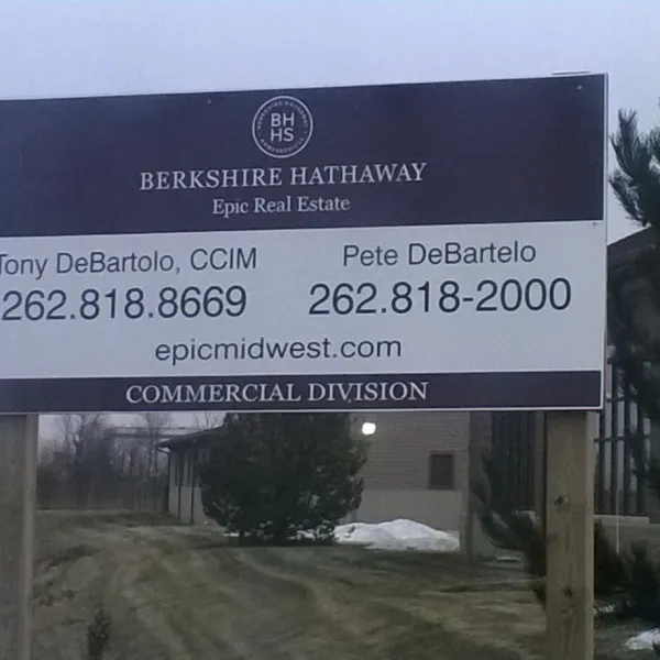 Berkshire Hathaway Post and Panel from 2016
