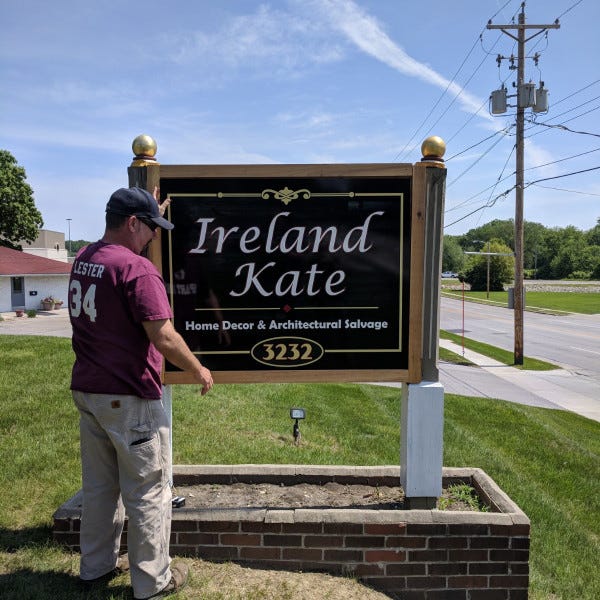Ireland Kate monument