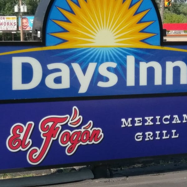 El Fogon monument sign