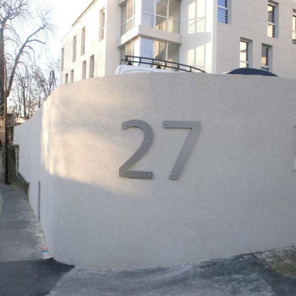 chiffres/lettres découpés Signarama Issy les Moulineaux- SEVRES