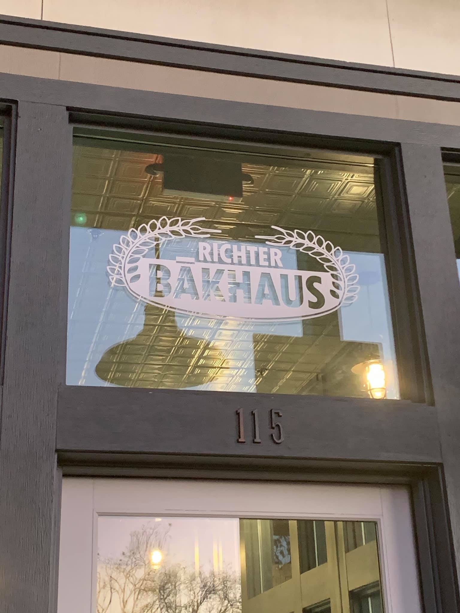 Window Signs & Signage