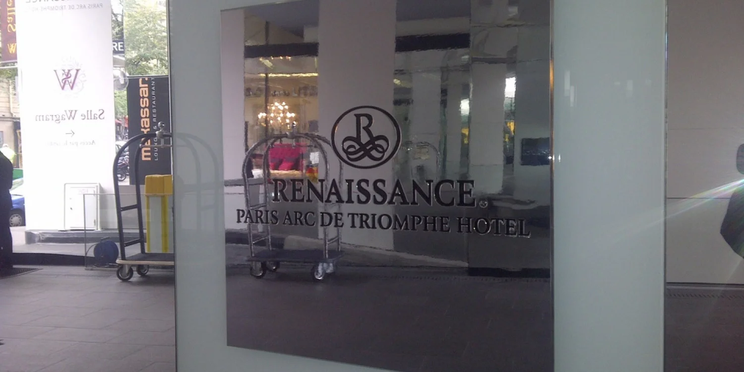 Plaques signalétiques