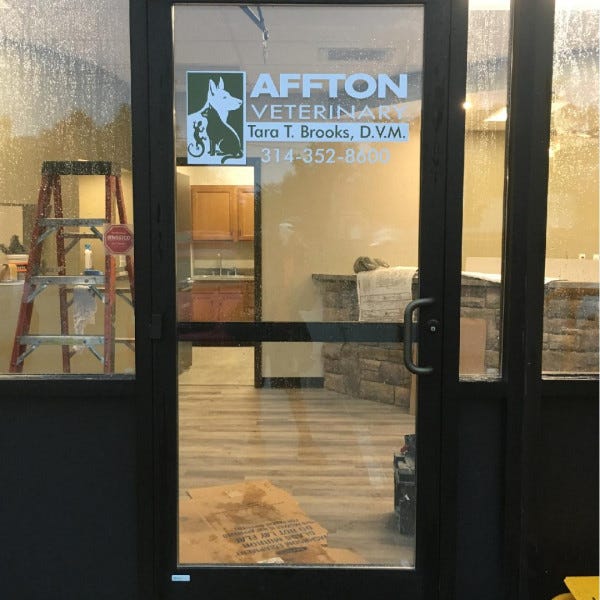Afton Vet Door
