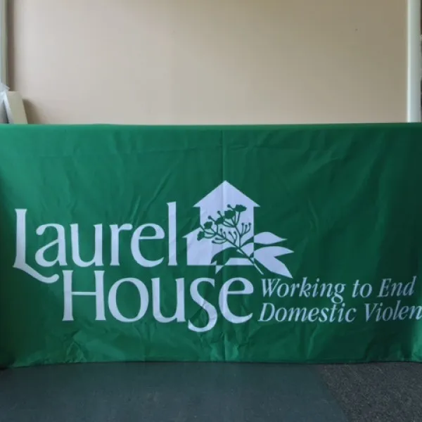 Laurel House Tablecloth