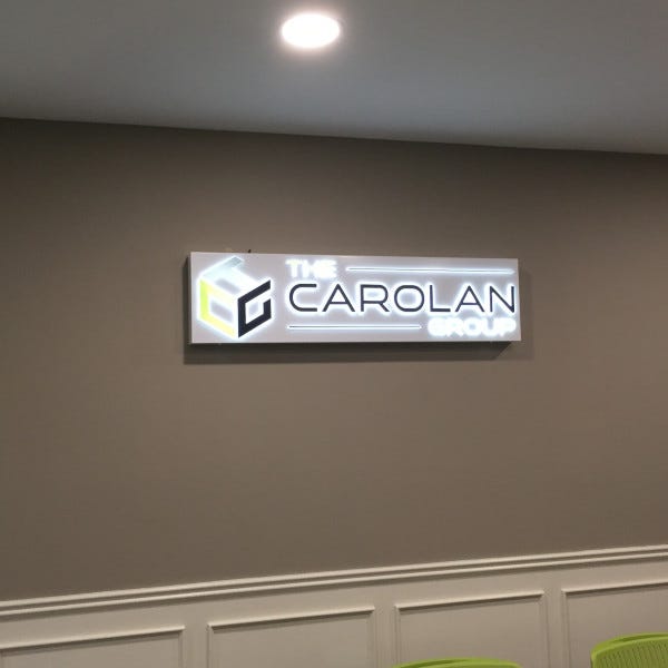The Carloan Backlit Sign_Roseland