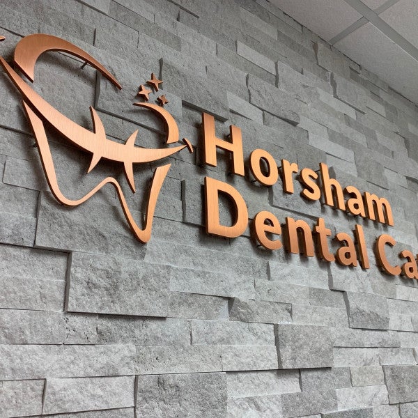 When Brookfield Businesses Should Choose Custom Metal Signs