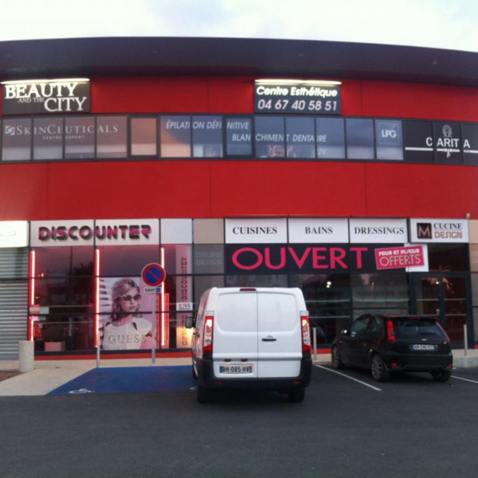 Vitrophanie et Films Adhésifs à Montpellier