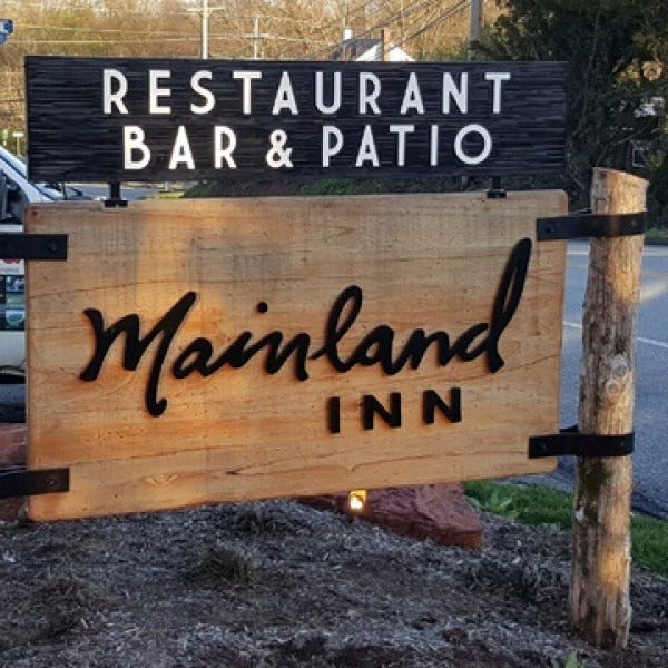 Mainland Inn Sign