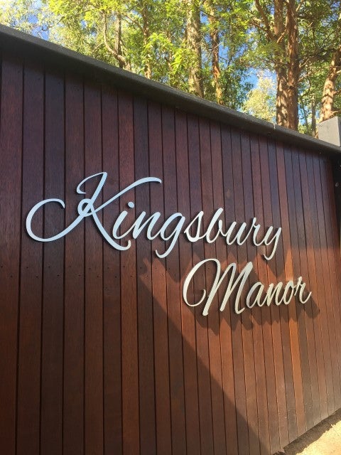 Kingsbury Manor - Signarama Burleigh Heads Gold Coast