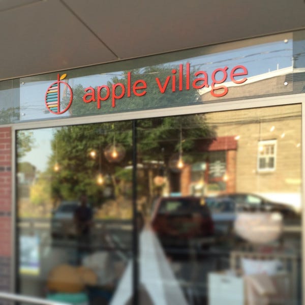 Apple Village Domen_Roseland