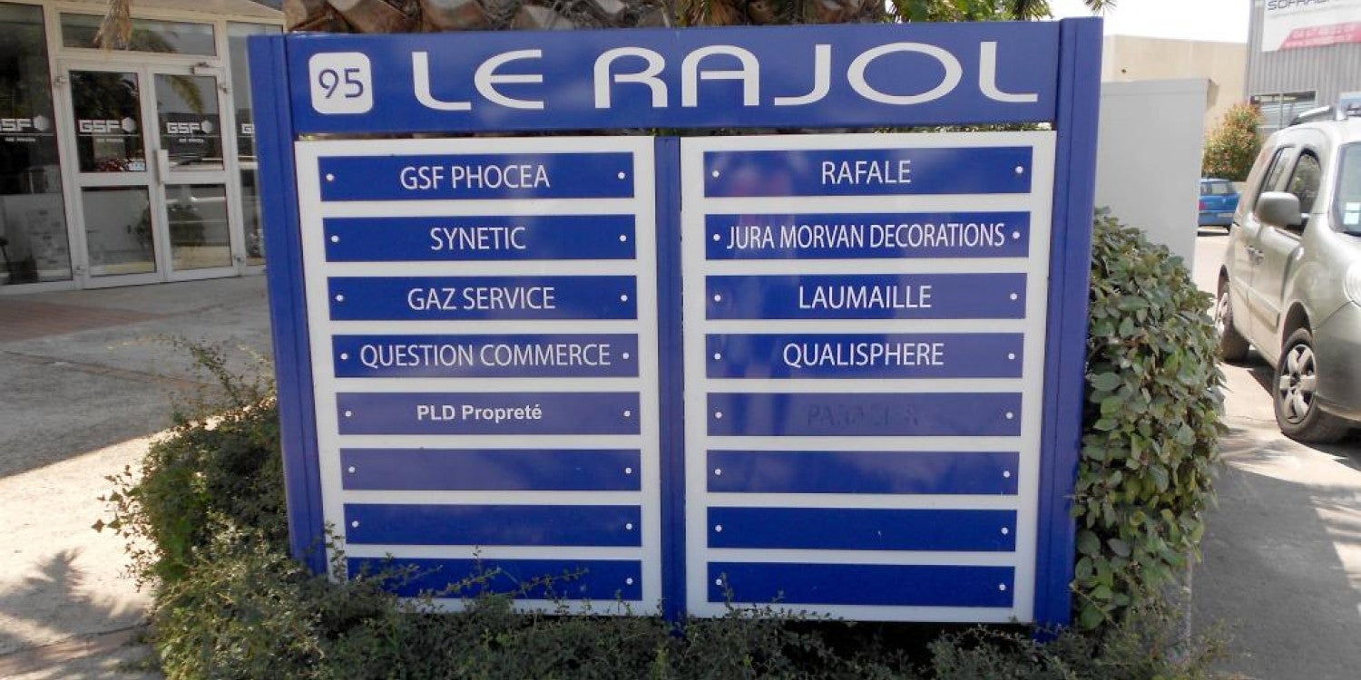 Signalétique d'extérieur