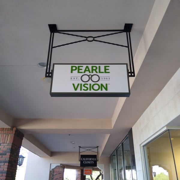 Blade Sign-Pearle Vision