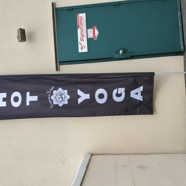 Hot Yoga Flag_Roseland