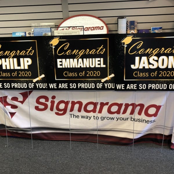 Grad Lawn Signs (3)_Roseland