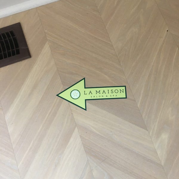 La Maison-Flor Graphics Arrow_Roseland