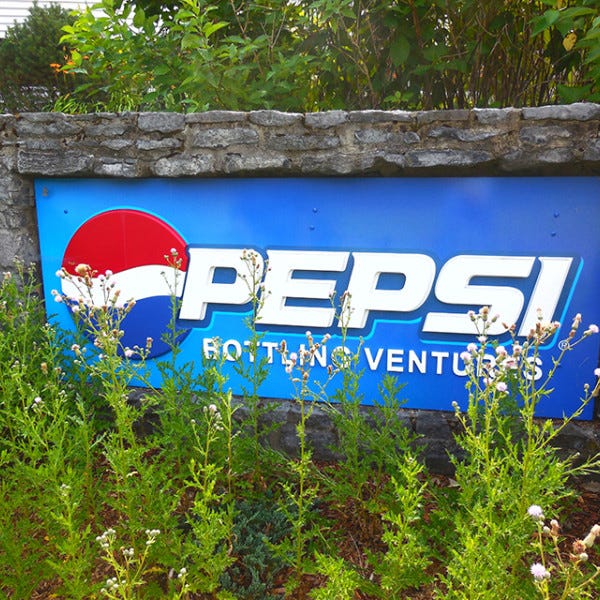 3d Pepsi Monument Sign   South Burlington Vt