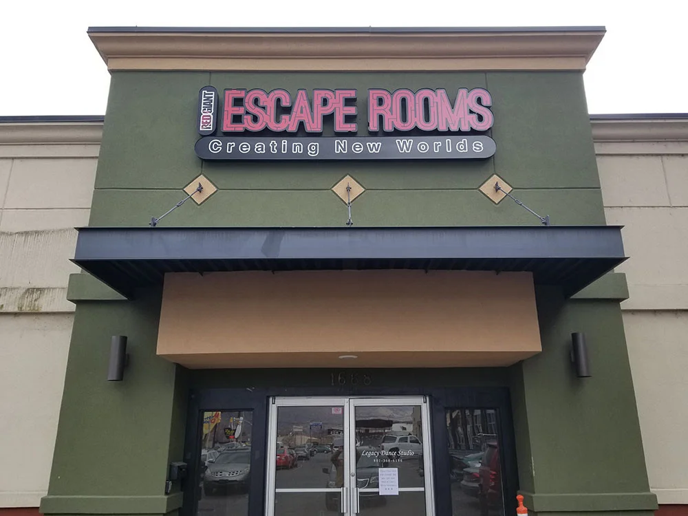 Building & Commercial Signs