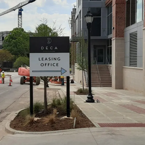 Deca - Leasing Office