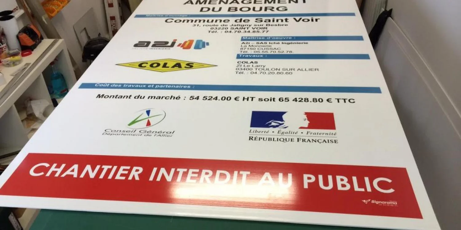 Panneaux de chantier
