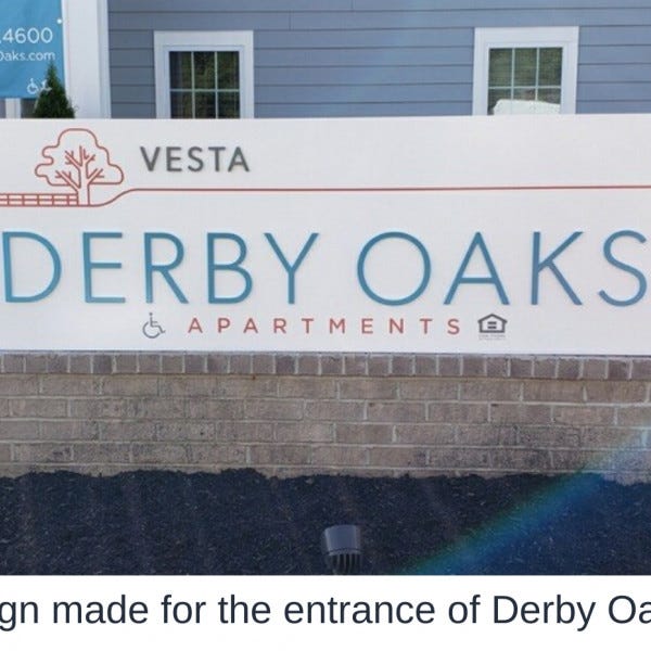 Derby Oaks Caption