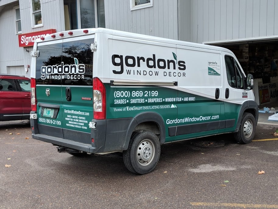 How Do I Choose the Right Signage for My Business?