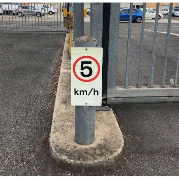Car Park Signs - DCFM
