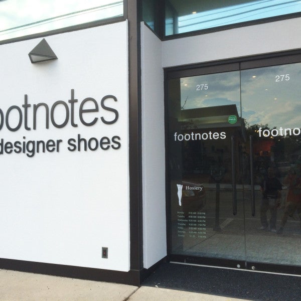 Footnotes Dim Lettering_Roseland